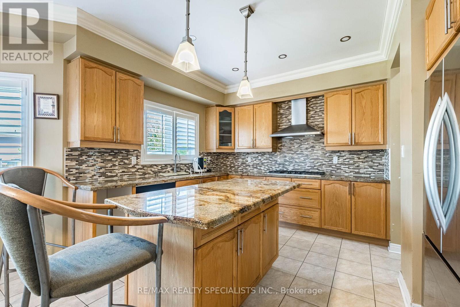49 Maisonneuve Boulevard, Brampton, Ontario  L6P 1Y7 - Photo 22 - W13830048
