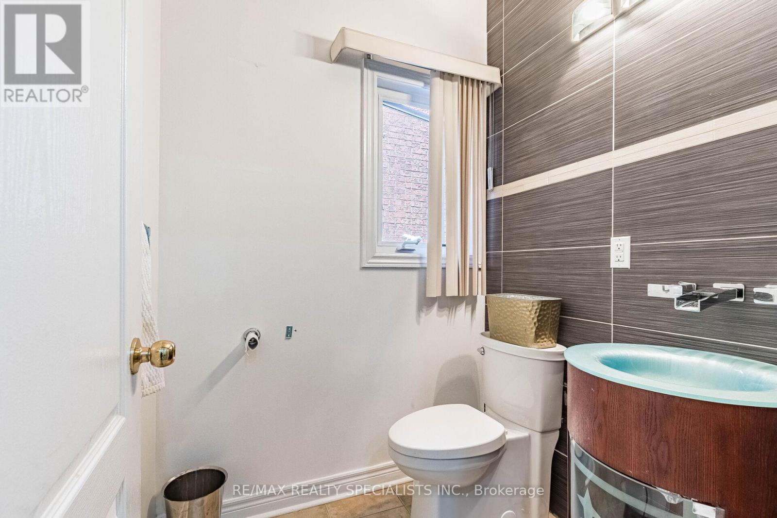 49 Maisonneuve Boulevard, Brampton, Ontario  L6P 1Y7 - Photo 24 - W13830048