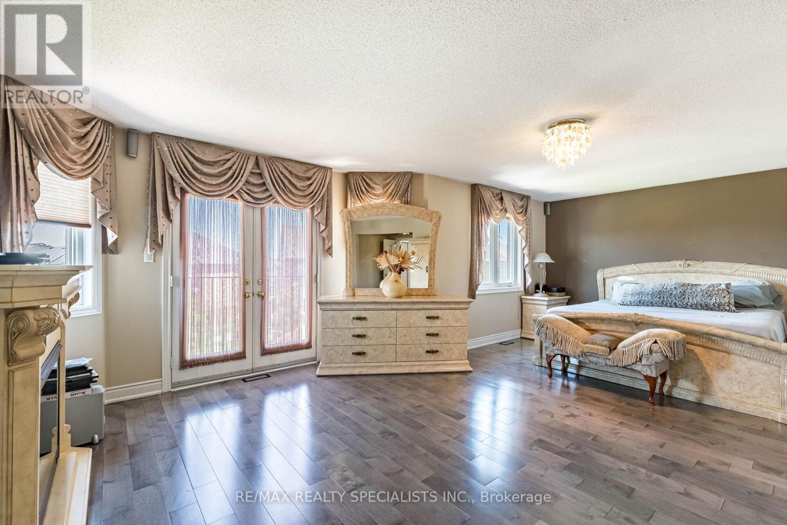 49 Maisonneuve Boulevard, Brampton, Ontario  L6P 1Y7 - Photo 30 - W13830048