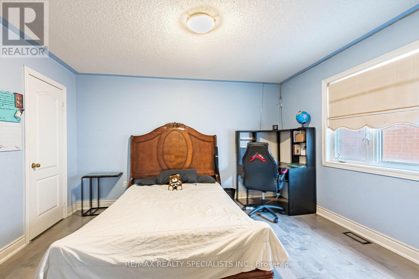 49 Maisonneuve Boulevard, Brampton, Ontario  L6P 1Y7 - Photo 34 - W13830048