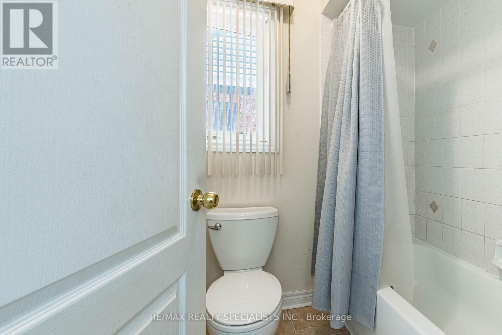 49 Maisonneuve Boulevard, Brampton, Ontario  L6P 1Y7 - Photo 39 - W13830048