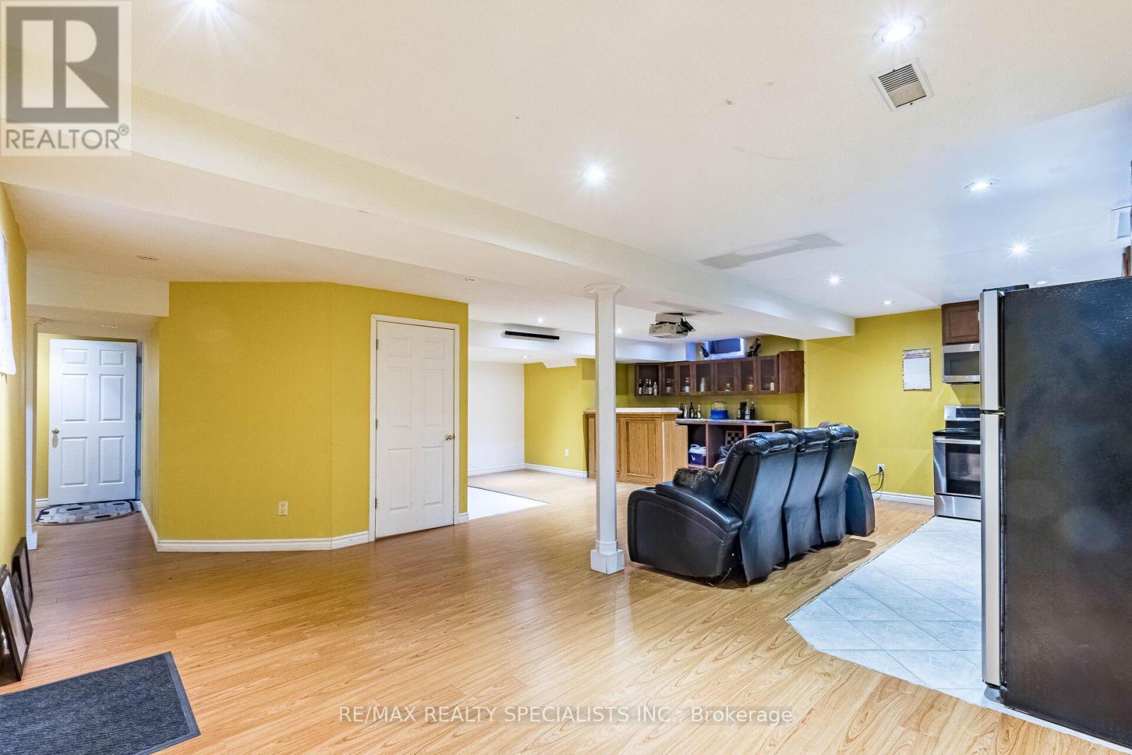 49 Maisonneuve Boulevard, Brampton, Ontario  L6P 1Y7 - Photo 41 - W13830048