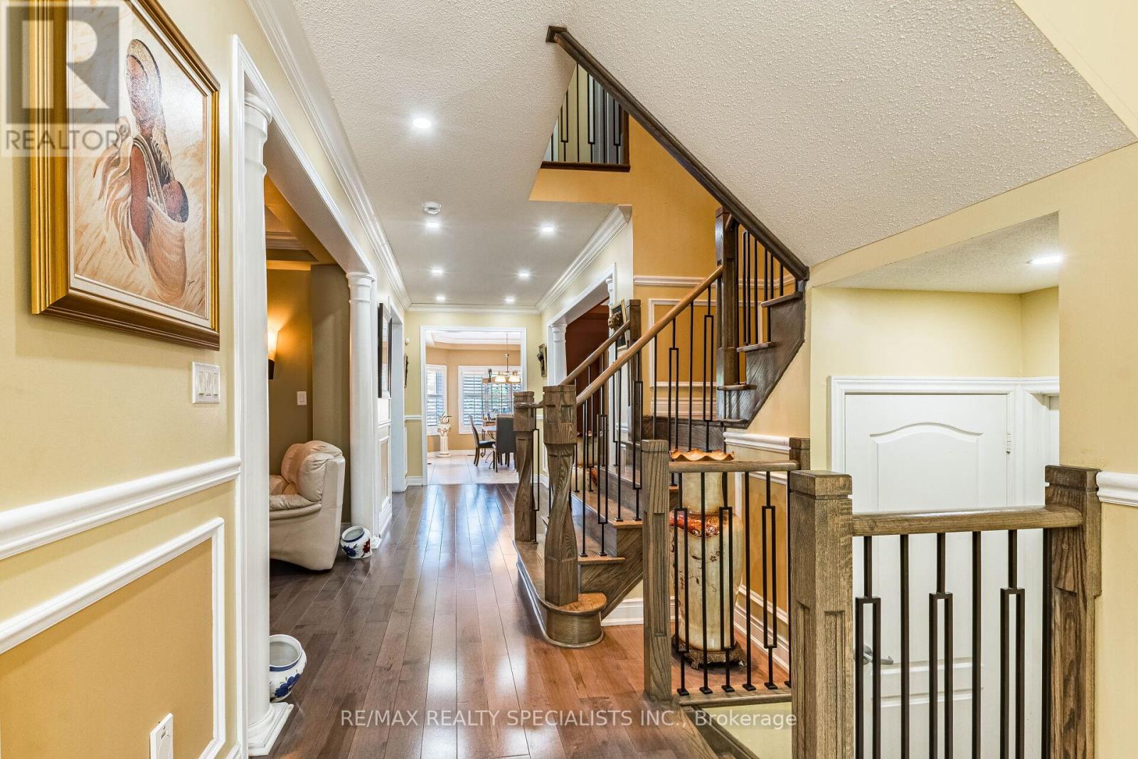 49 Maisonneuve Boulevard, Brampton, Ontario  L6P 1Y7 - Photo 8 - W13830048