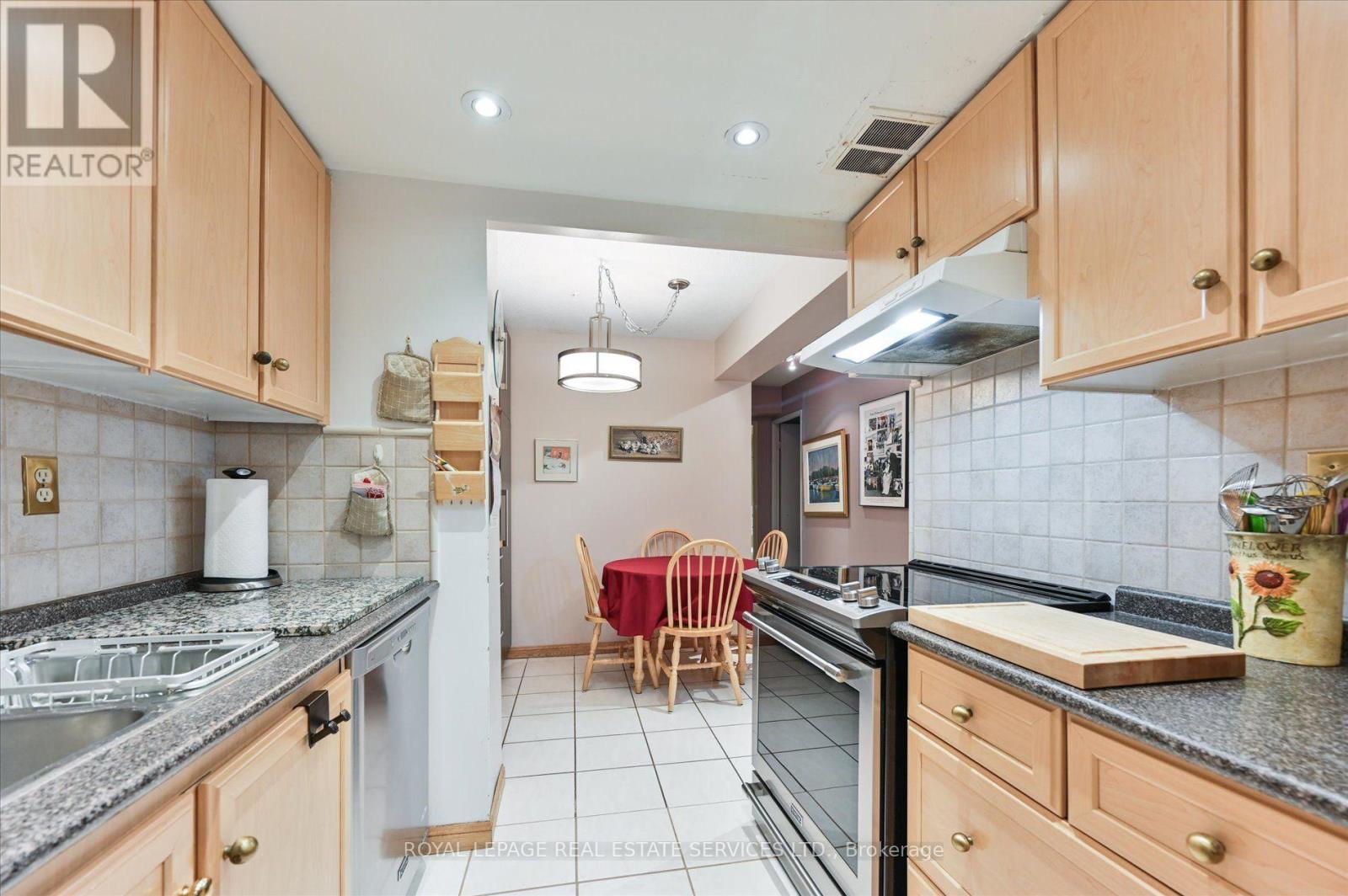 301 - 3100 Kirwin Avenue, Mississauga, Ontario L5A 3S6 - Photo 22 - W13830060