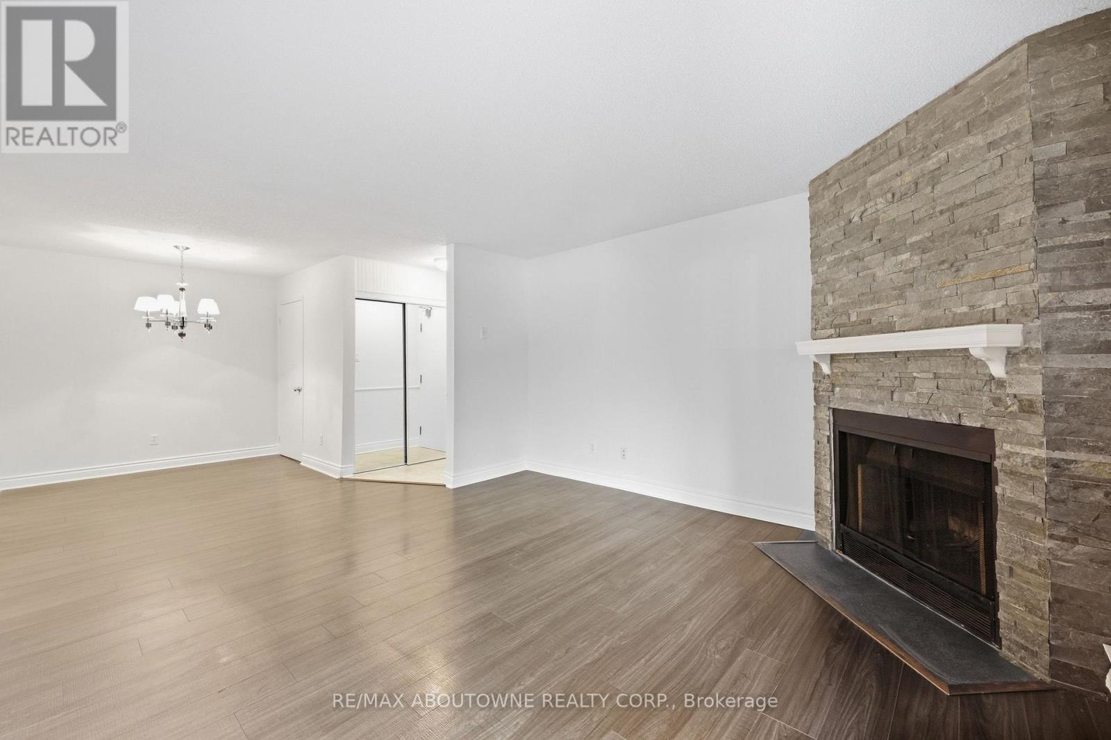 1611 - 1480 Pilgrims Way, Oakville, Ontario  L6M 3G7 - Photo 8 - W13830064