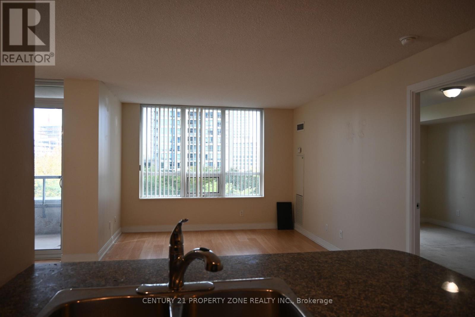 542 - 35 Viking Lane, Toronto, Ontario  M9B 0A2 - Photo 5 - W13826494