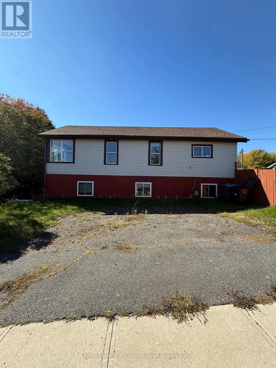 226 Algoma Street N, Thunder Bay, Ontario  P7A 5A2 - Photo 17 - X13829280