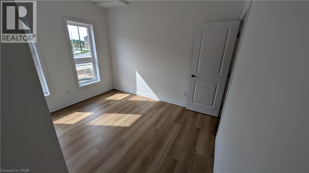 71 Great Falls Boulevard Unit# 53, Hamilton, Ontario  L8B 1Y5 - Photo 6 - 40865436