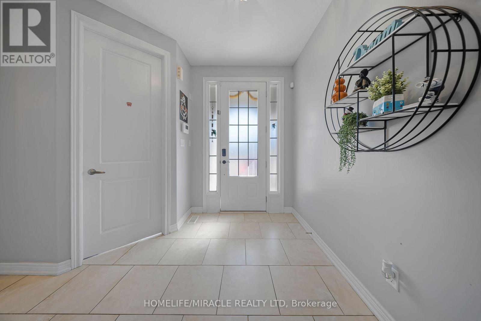 795 Robert Ferrie Drive, Kitchener, Ontario  N2R 0B9 - Photo 9 - X13829994