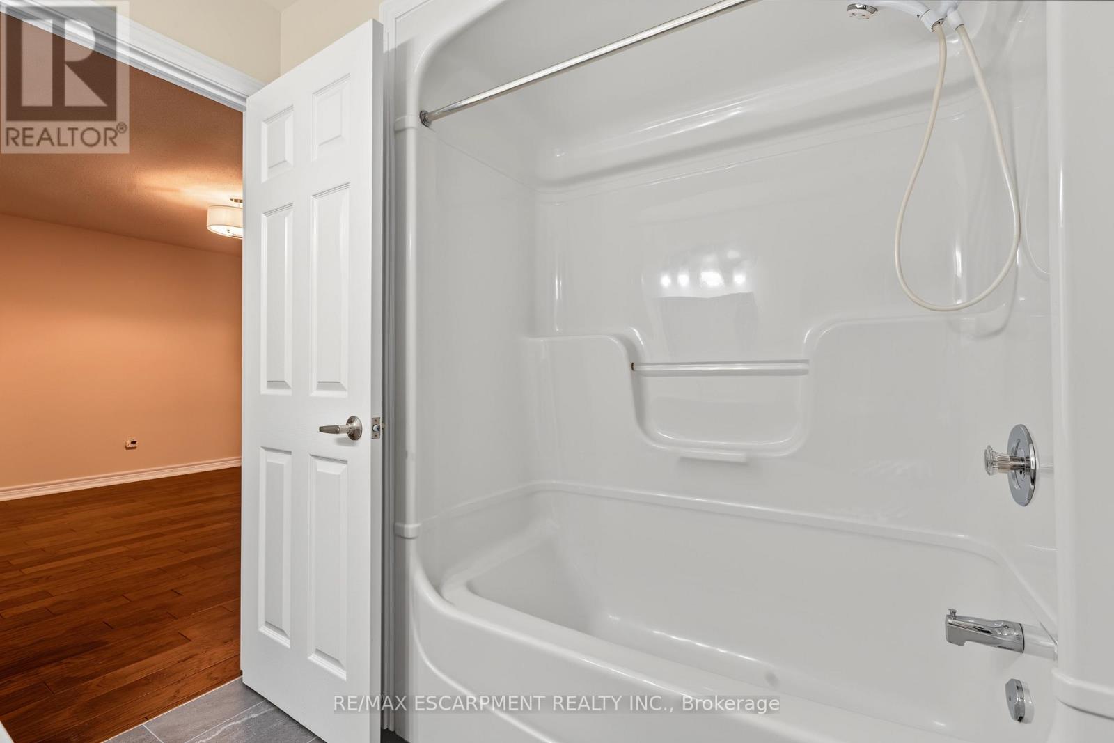 4 - 173 Wilson Street W, Hamilton, Ontario  L9G 1N4 - Photo 21 - X13829998
