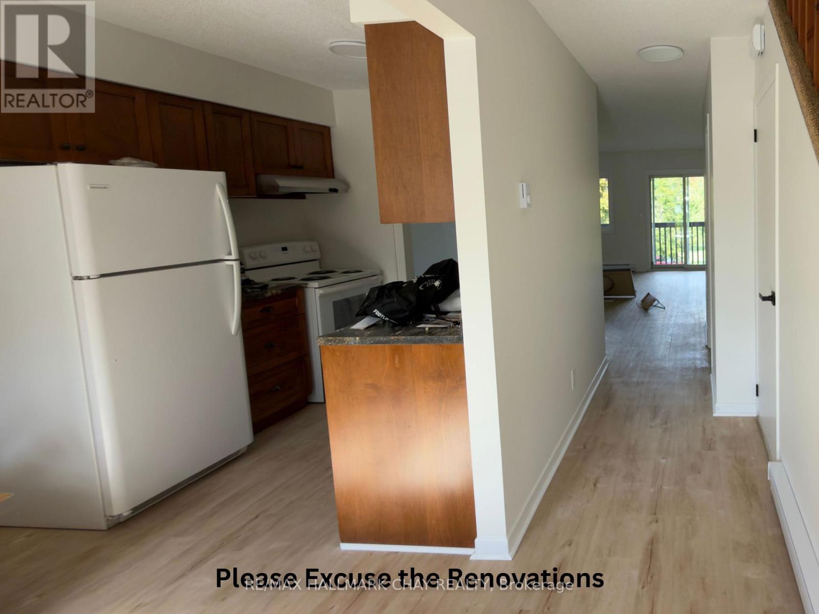 11 - 142 Ecclestone Drive, Bracebridge, Ontario  P1L 1G6 - Photo 3 - X13830042