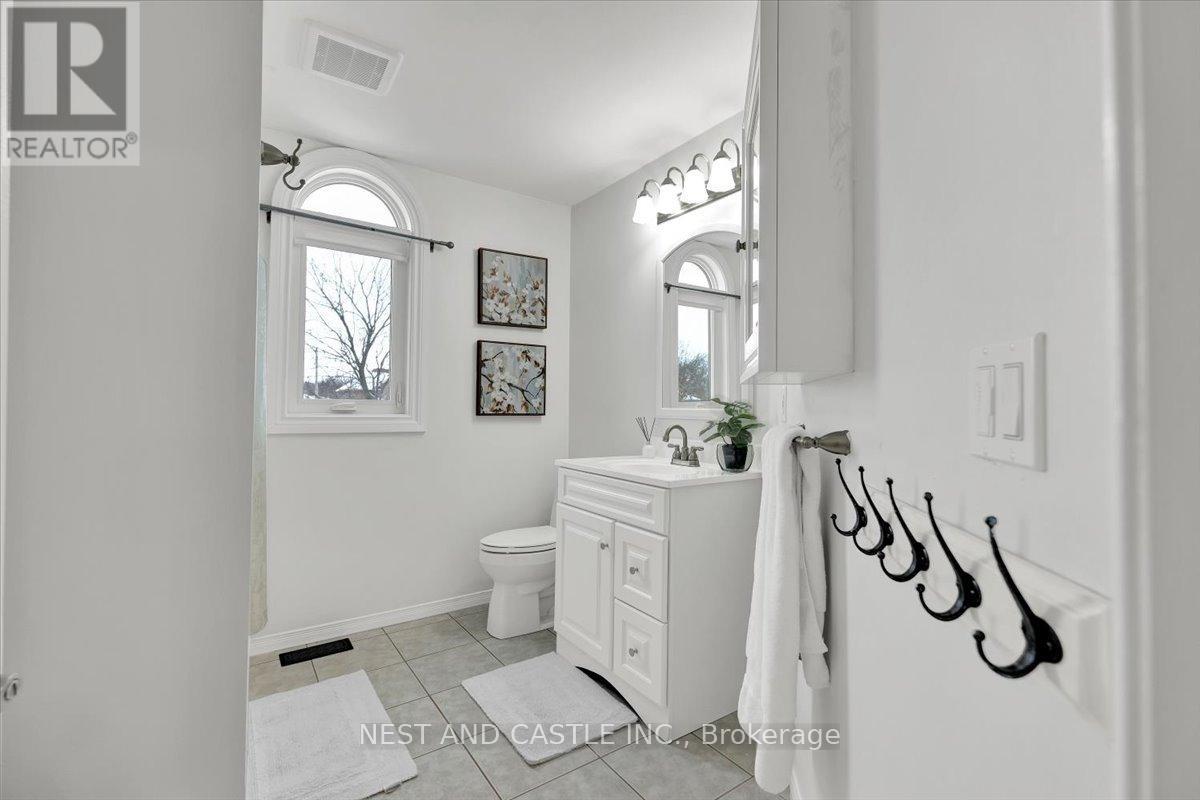13 Treeview Court, Hamilton, Ontario  L8J 3R7 - Photo 41 - X13830052
