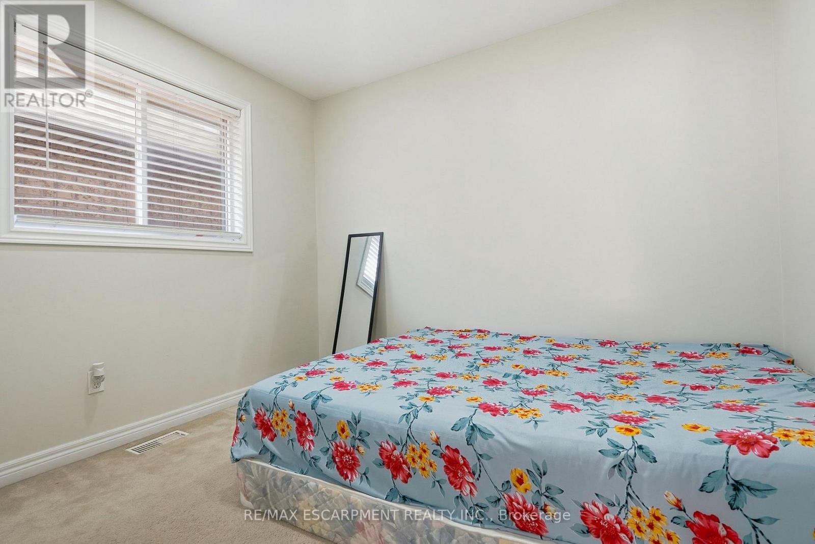 31 Peachwood Crescent, Hamilton, Ontario  L8E 5Z7 - Photo 27 - X13830082