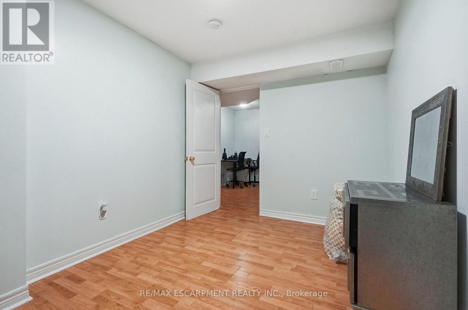 31 Peachwood Crescent, Hamilton, Ontario  L8E 5Z7 - Photo 35 - X13830082
