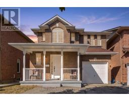 31 PEACHWOOD CRESCENT, Hamilton, Ontario
