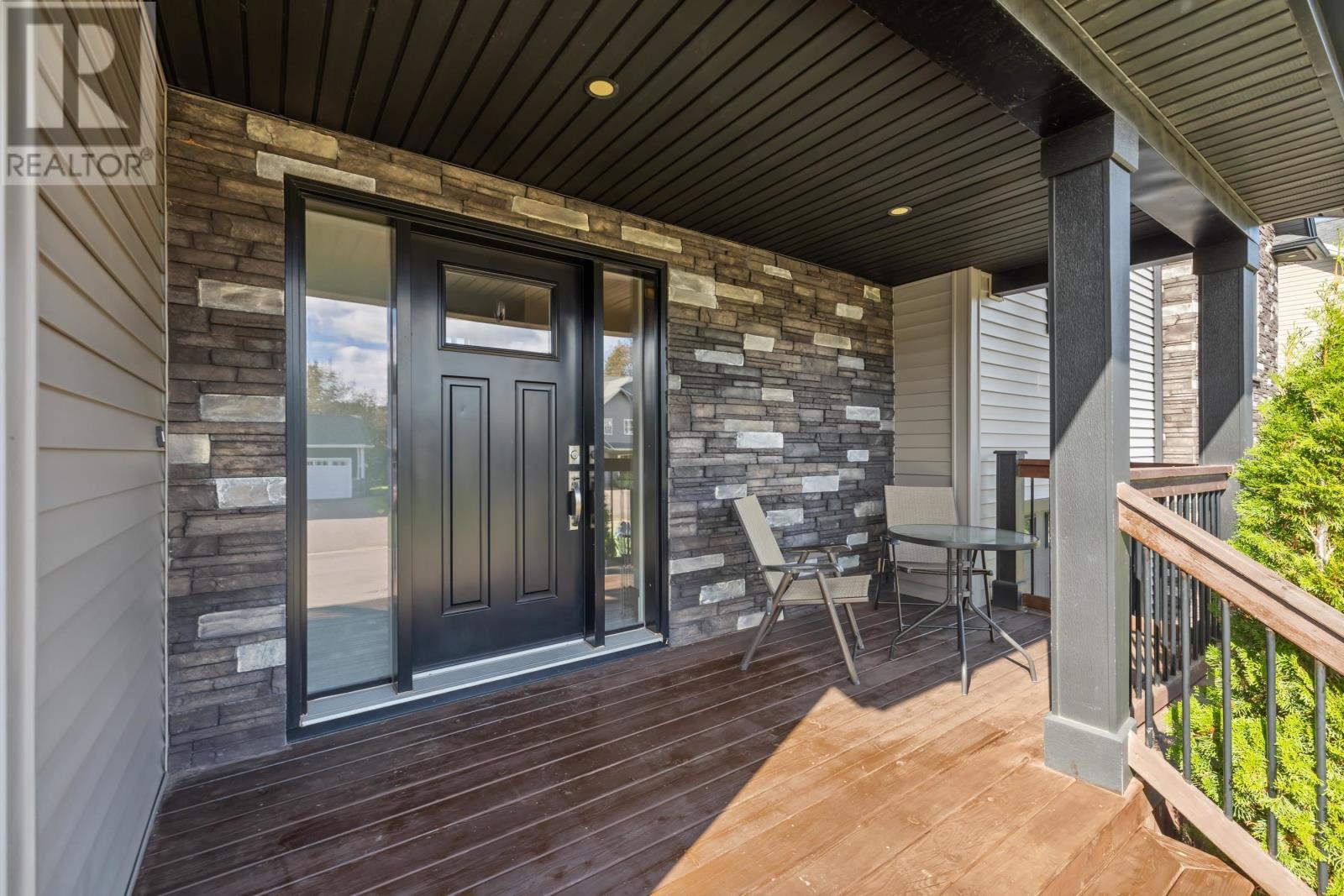 97 Nash Drive, Charlottetown, Prince Edward Island  C1E 3H7 - Photo 2 - 202624403