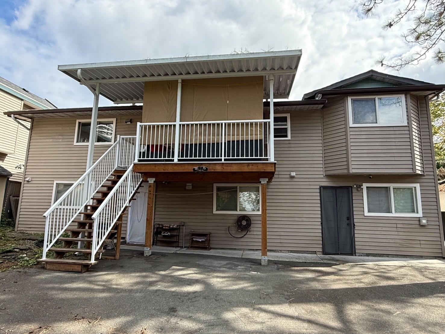 10663 138 Street, Surrey, British Columbia  V3T 4K7 - Photo 2 - R3169535