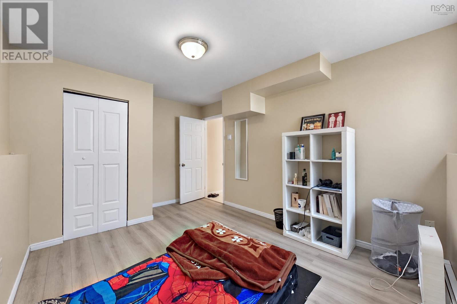 111 Shrewsbury Road, Dartmouth, Nova Scotia  B2V 2R6 - Photo 2 - 202624400