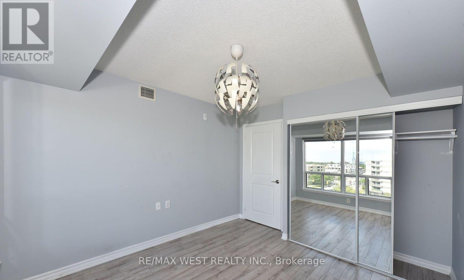 705 - 920 Sheppard Avenue E, Toronto, Ontario  M3H 0A2 - Photo 31 - C13828244