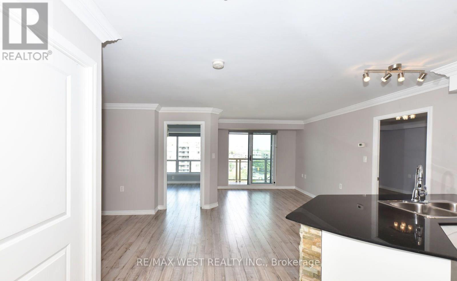 705 - 920 Sheppard Avenue E, Toronto, Ontario  M3H 0A2 - Photo 6 - C13828244