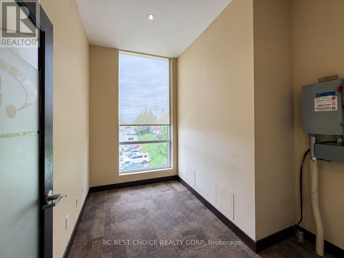 201 - 20 Gibson Avenue, Markham, Ontario  L3R 0M7 - Photo 8 - N13829720