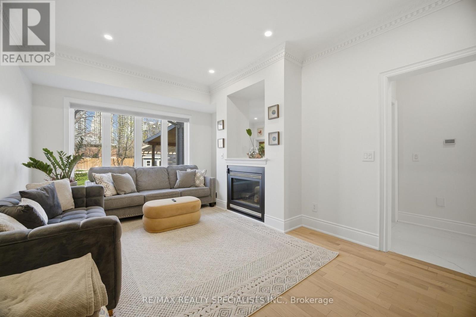 57 Fairview Road W, Mississauga, Ontario  L5B 1K7 - Photo 10 - W13040146