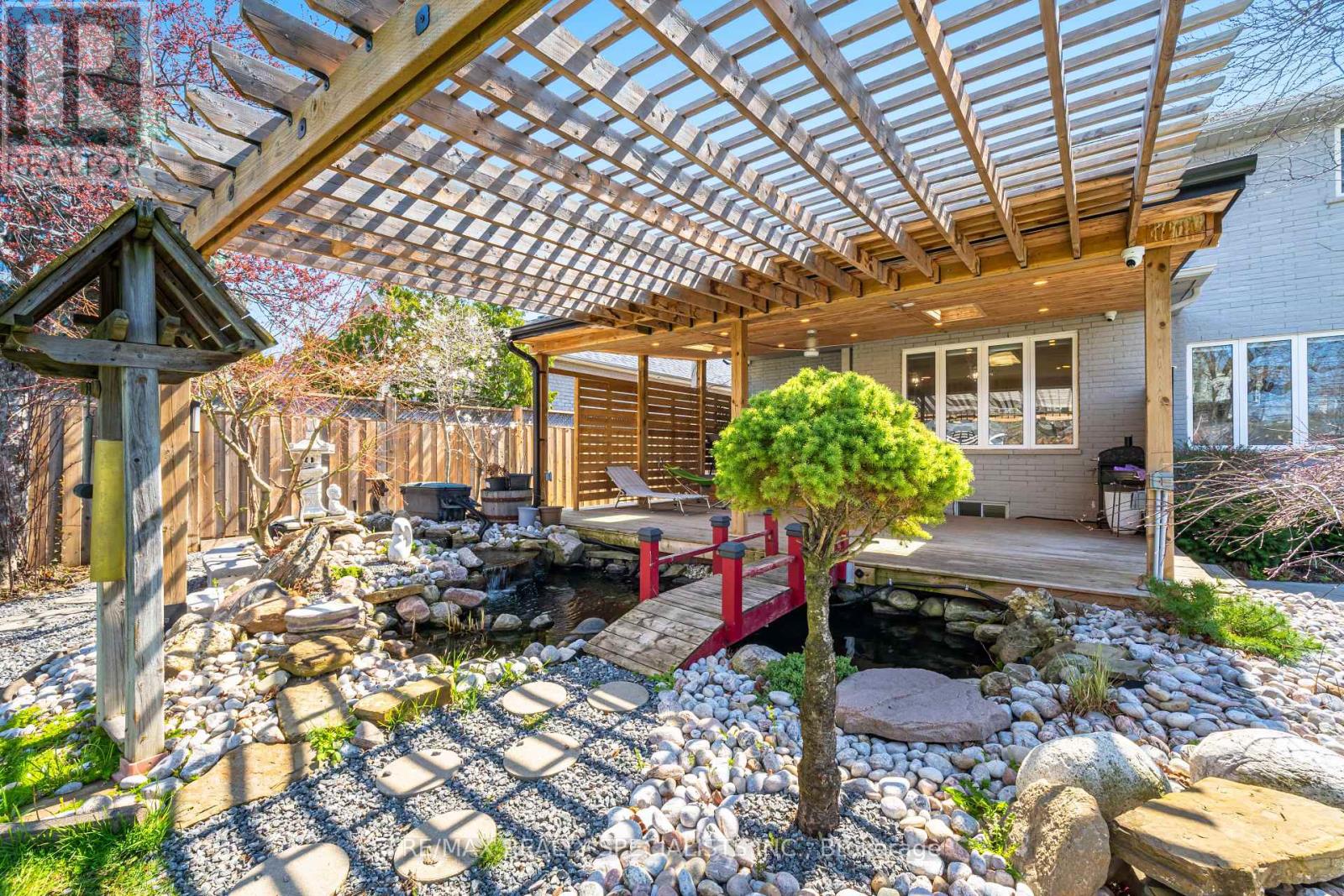 57 FAIRVIEW ROAD W, Mississauga, Ontario