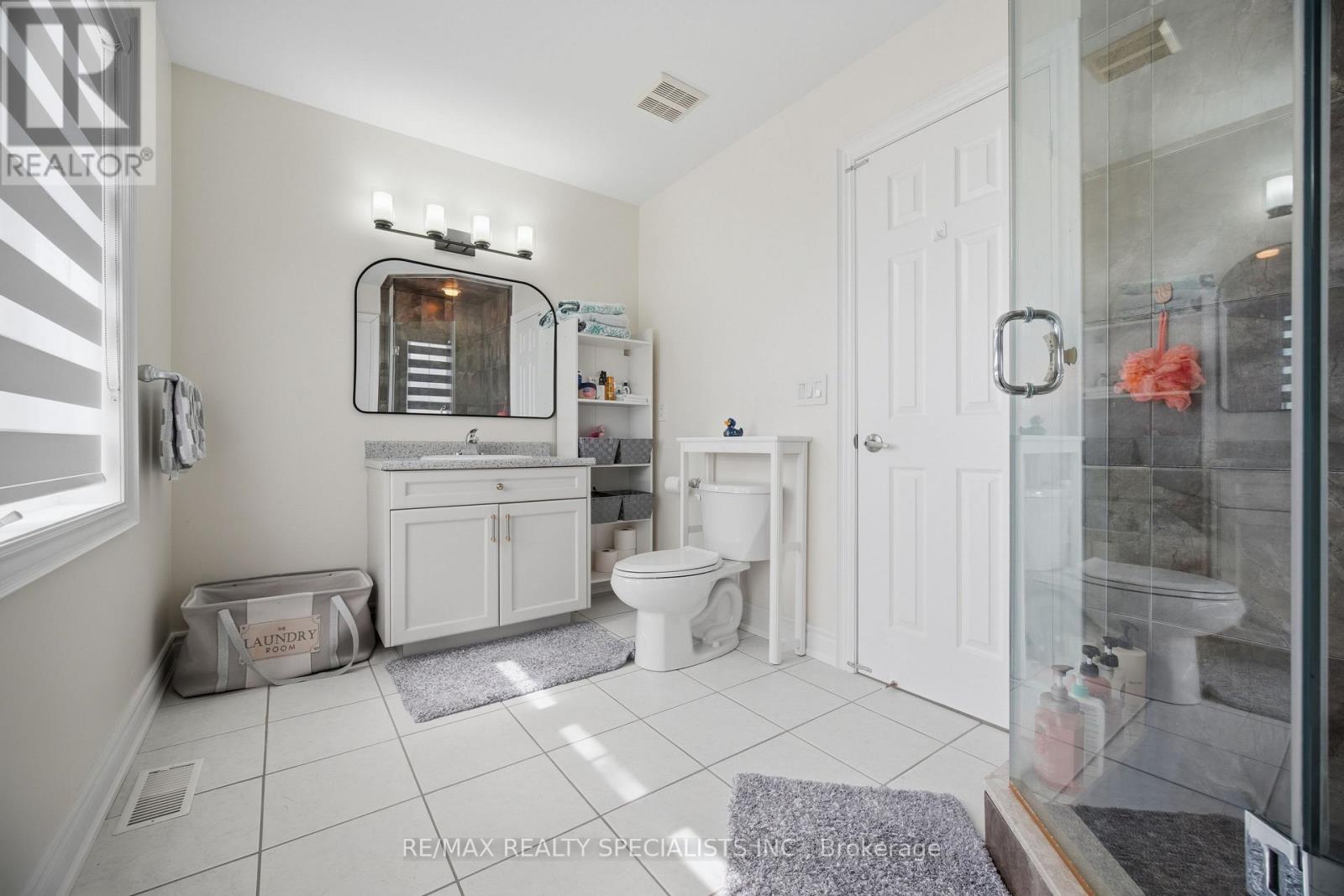 57 Fairview Road W, Mississauga, Ontario  L5B 1K7 - Photo 29 - W13040146