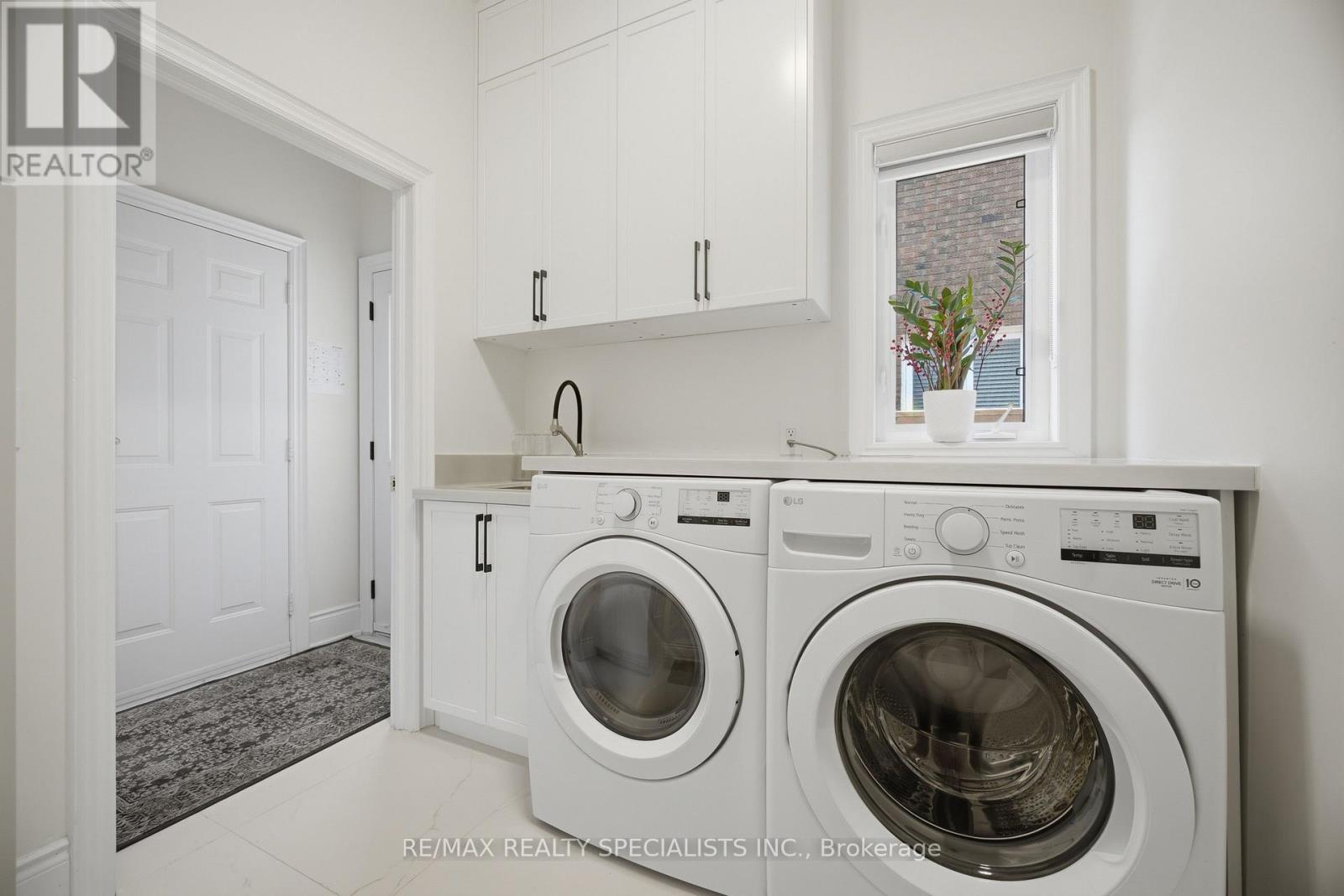 57 Fairview Road W, Mississauga, Ontario  L5B 1K7 - Photo 43 - W13040146