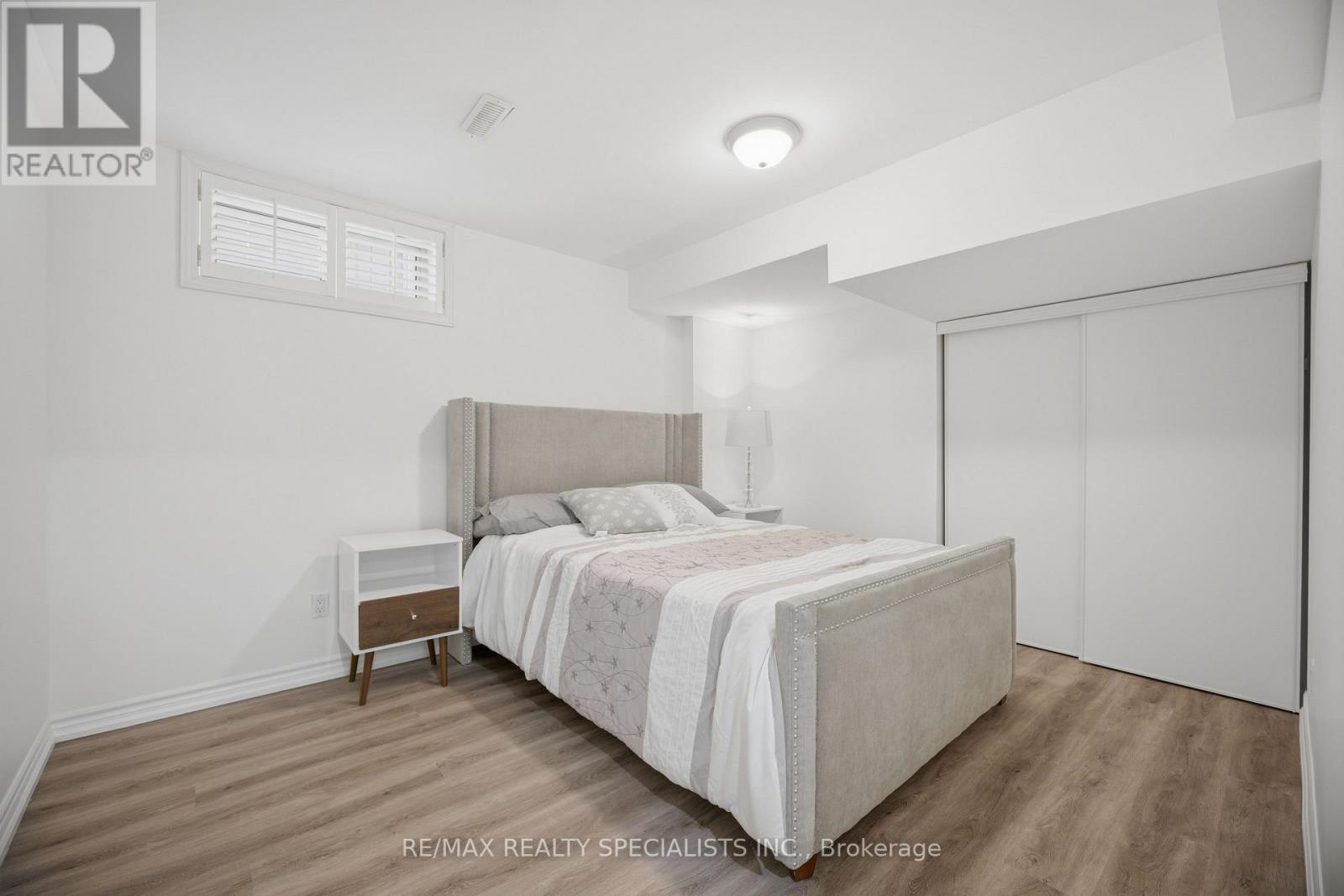 57 Fairview Road W, Mississauga, Ontario  L5B 1K7 - Photo 40 - W13040146