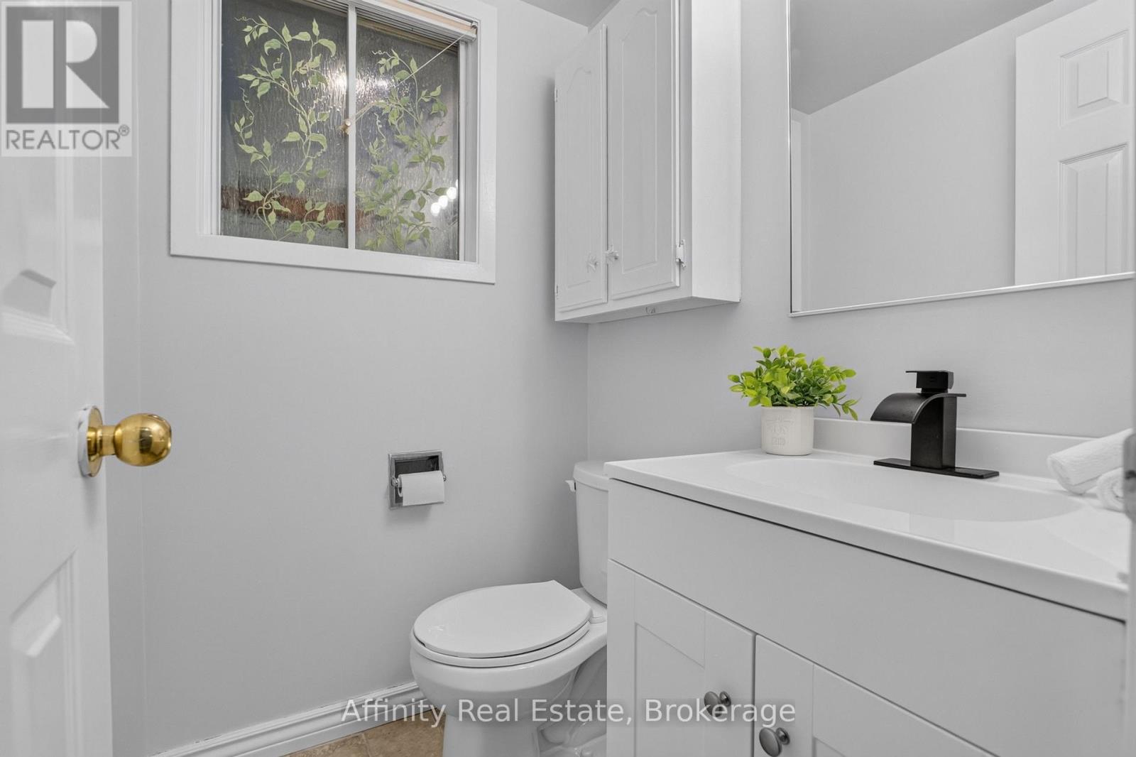 344 Driftwood Drive, Kitchener, Ontario  N2N 1Y7 - Photo 22 - X13822134