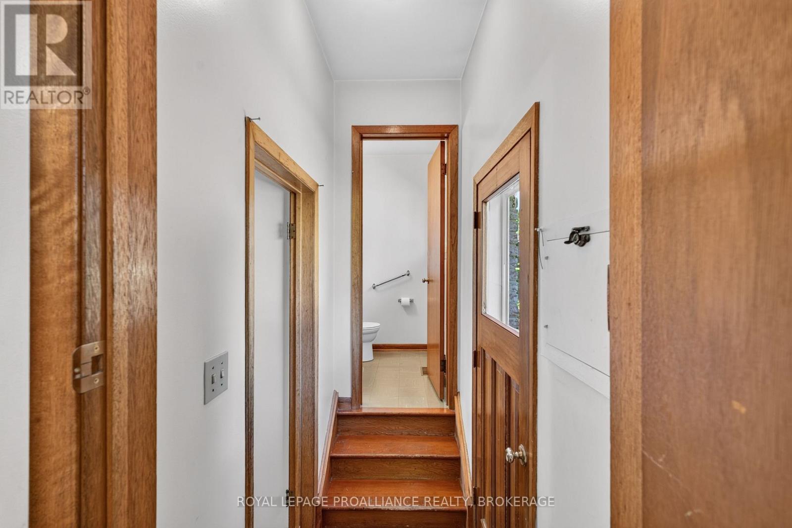 9 Dianna Street, Kingston, Ontario  K7L 4V1 - Photo 24 - X13829764