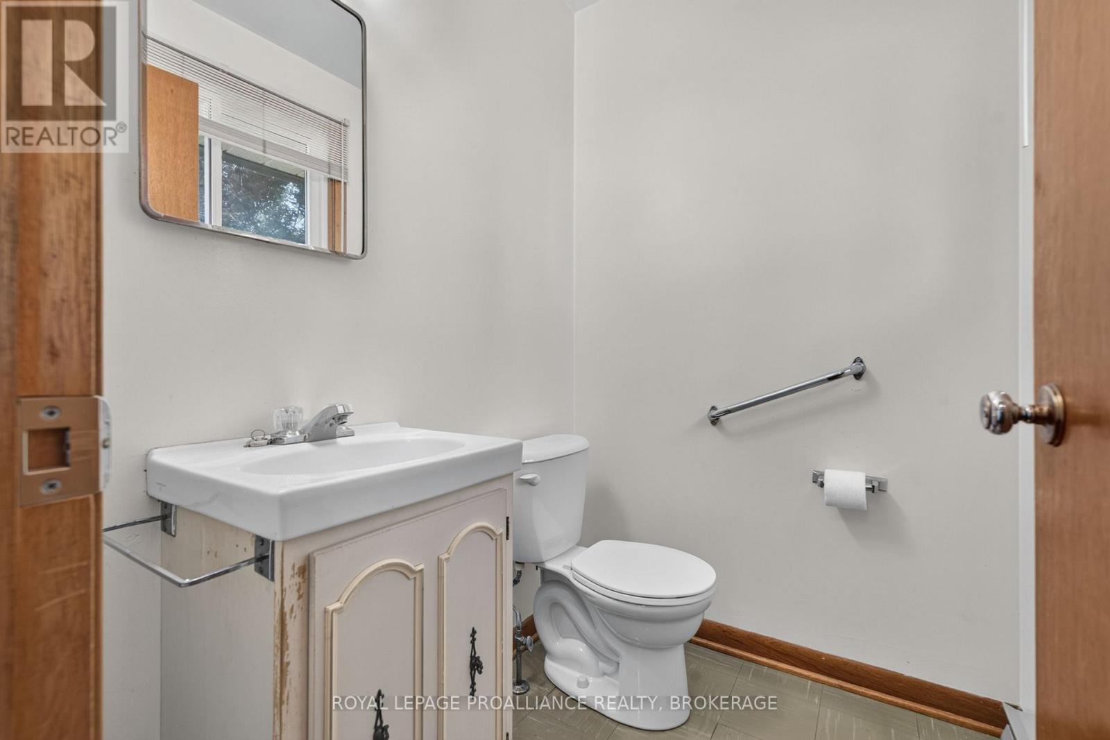 9 Dianna Street, Kingston, Ontario  K7L 4V1 - Photo 25 - X13829764