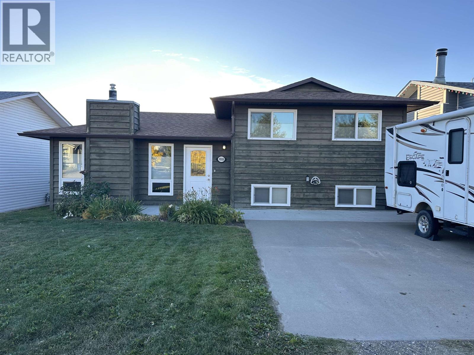 9008 87 Street, Fort St. John, British Columbia  V1J 5H4 - Photo 1 - R3169635