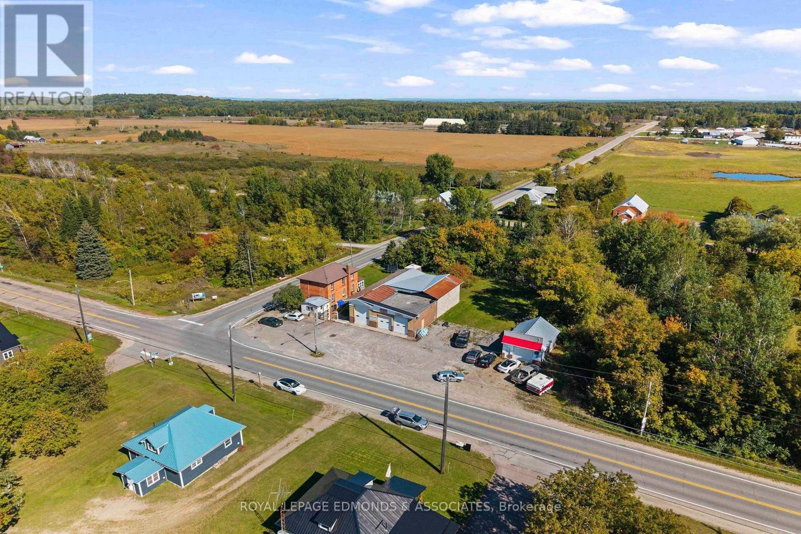 1198 Haley Road, Whitewater Region, Ontario  K0J 1Y0 - Photo 4 - X13830158