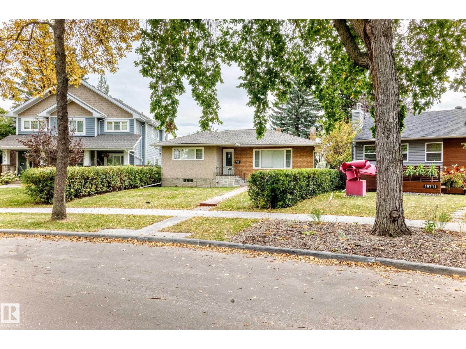 10715 133 St Nw, Edmonton, Alberta  T5M 1G7 - Photo 1 - E4510472