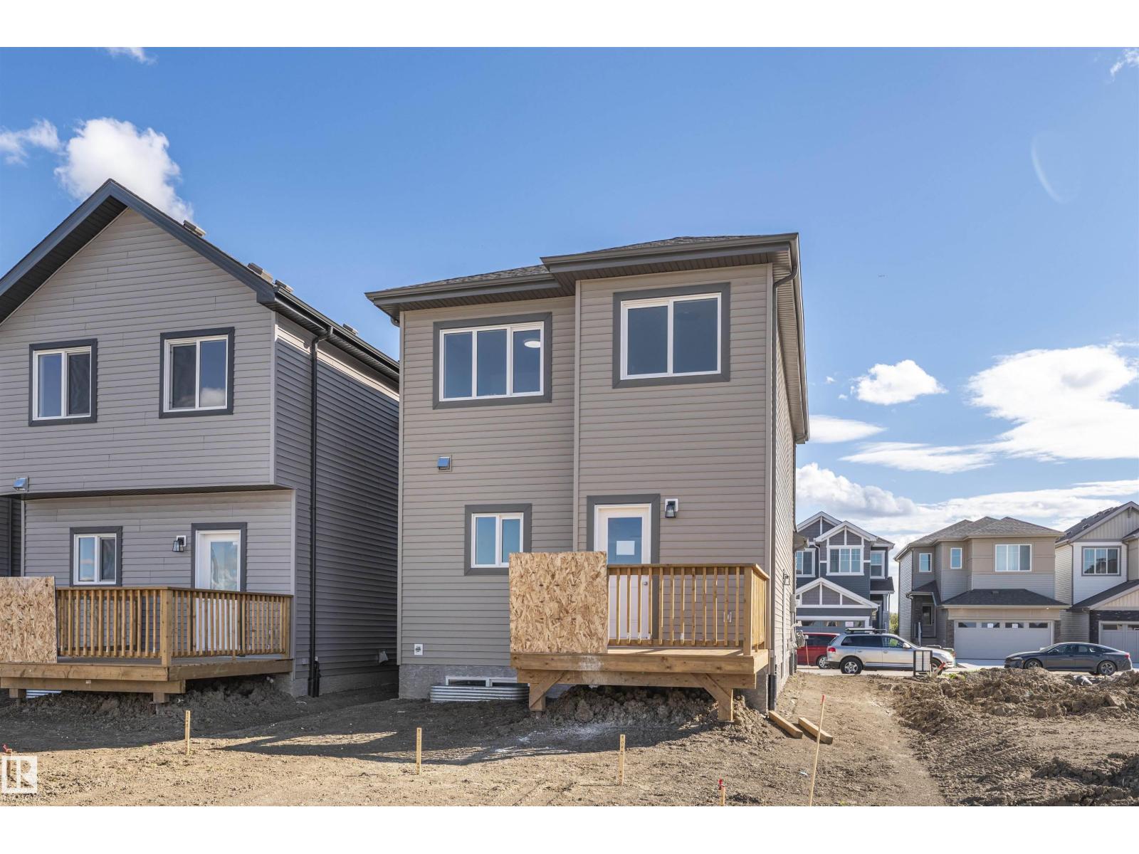 20830 15A AV NW