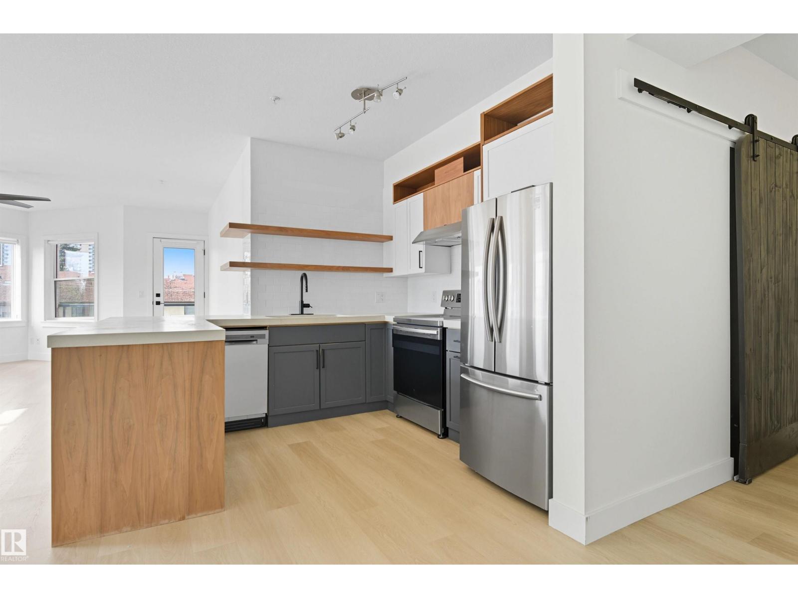 #404 10346 117 St Nw, Edmonton, Alberta  T5K 2Y7 - Photo 17 - E4510475