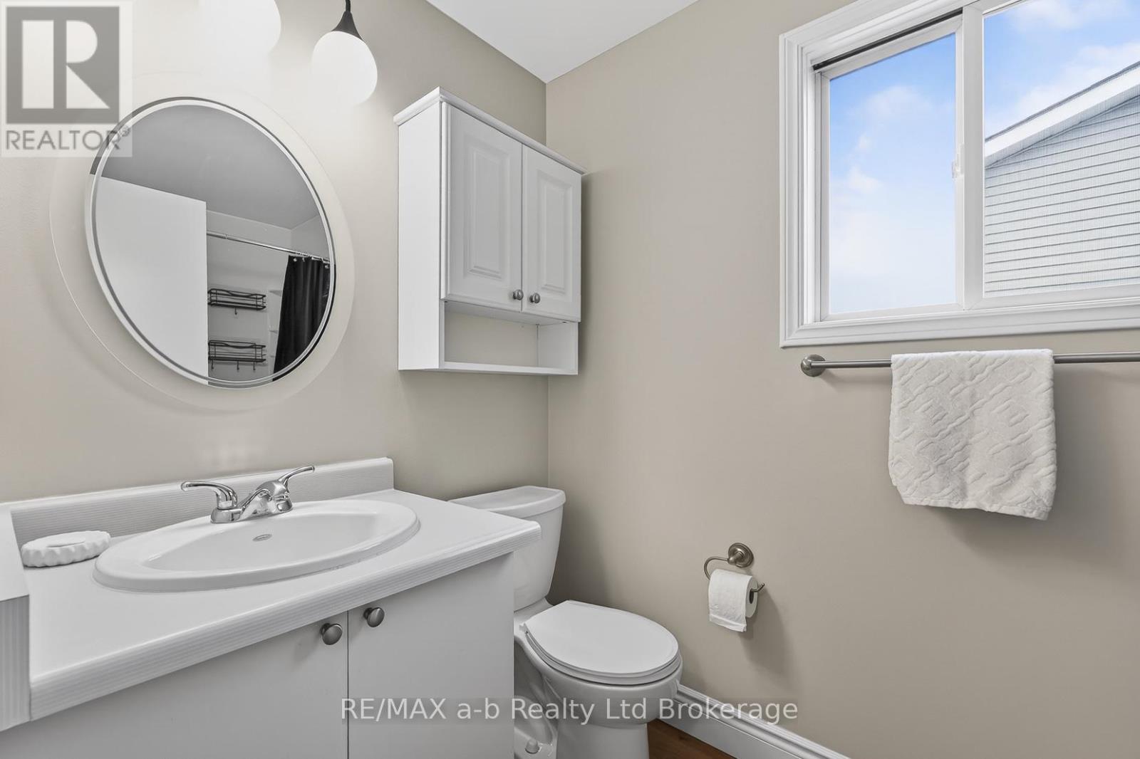 267 Beckett Road, Ingersoll, Ontario N5C 3X4 - Photo 20 - X13830160