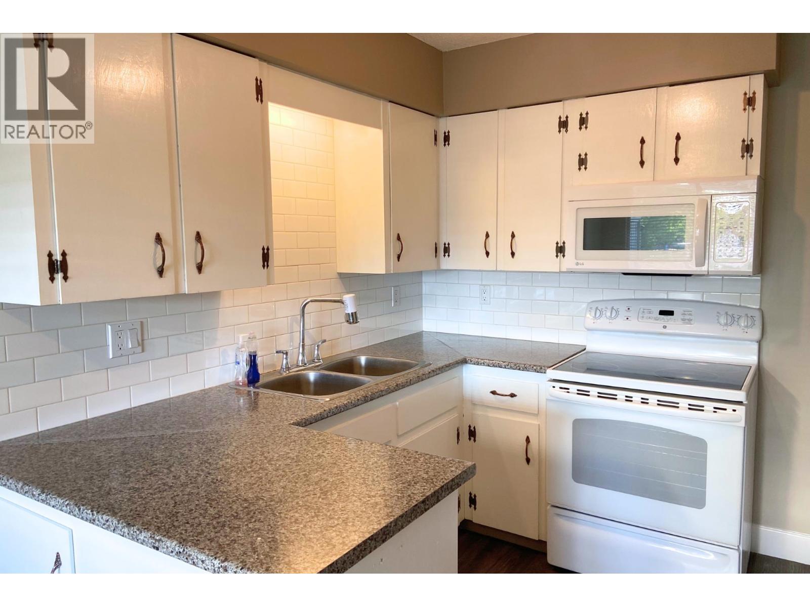 10151 Rosedene Crescent, Richmond, British Columbia  V7A 2P6 - Photo 8 - R3169657