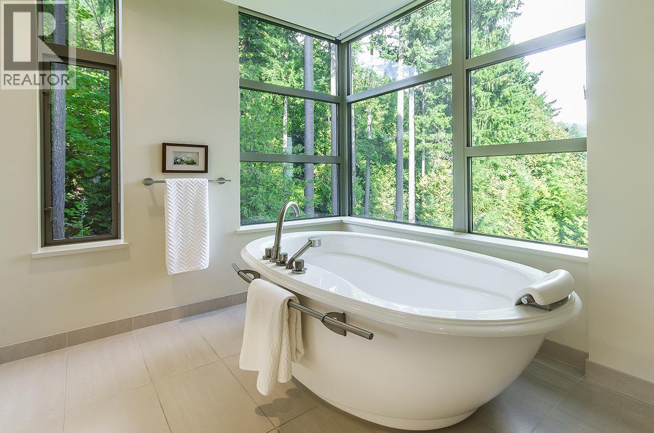 801 3335 Cypress Place, West Vancouver, British Columbia  V7S 3J8 - Photo 16 - R3169658
