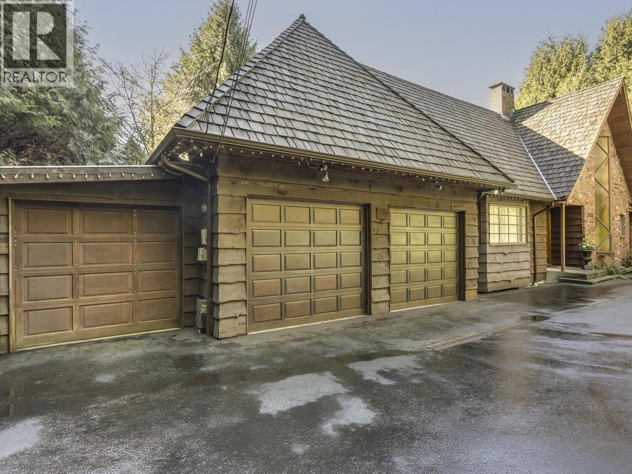 3904 Westridge Avenue, West Vancouver, British Columbia  V7V 3H5 - Photo 3 - R3169663