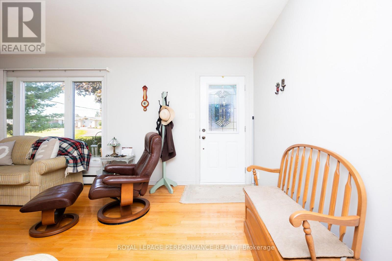 104 Kincardine Street W, North Glengarry, Ontario  K0C 1A0 - Photo 9 - X13830166