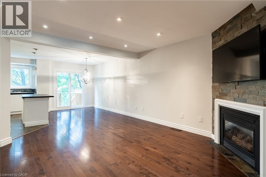 2920 Headon Forest Drive Unit# 30, Burlington, Ontario  L7M 4H1 - Photo 8 - 40866708