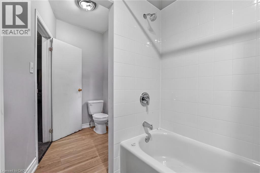 199 N Locke Street N, Hamilton, Ontario  L8R 3B1 - Photo 31 - 40866533