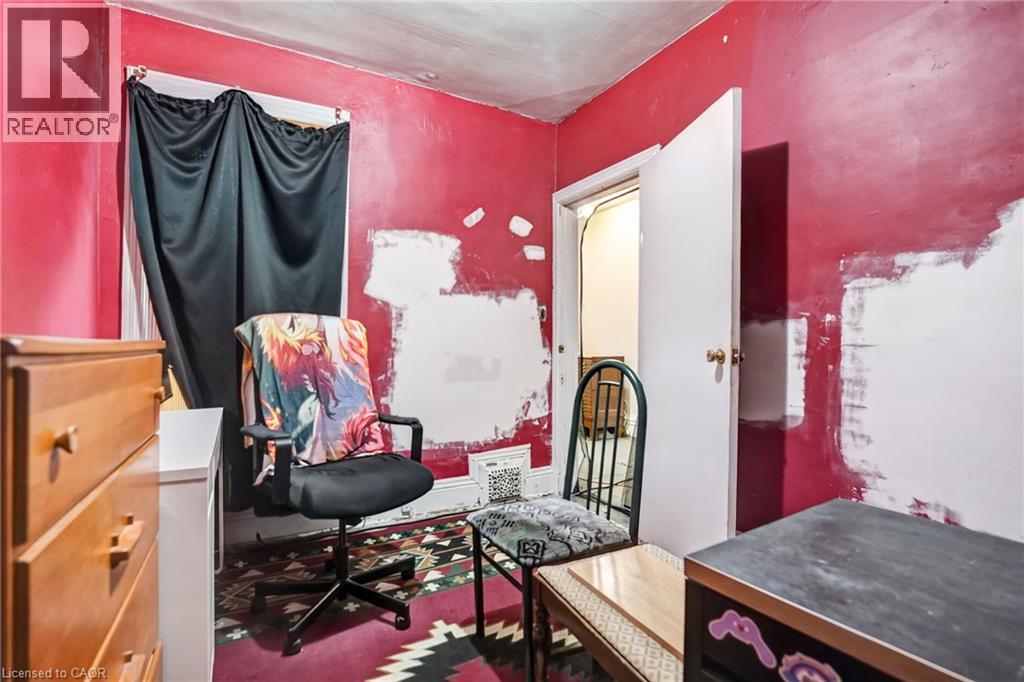 199 N Locke Street N, Hamilton, Ontario  L8R 3B1 - Photo 33 - 40866533