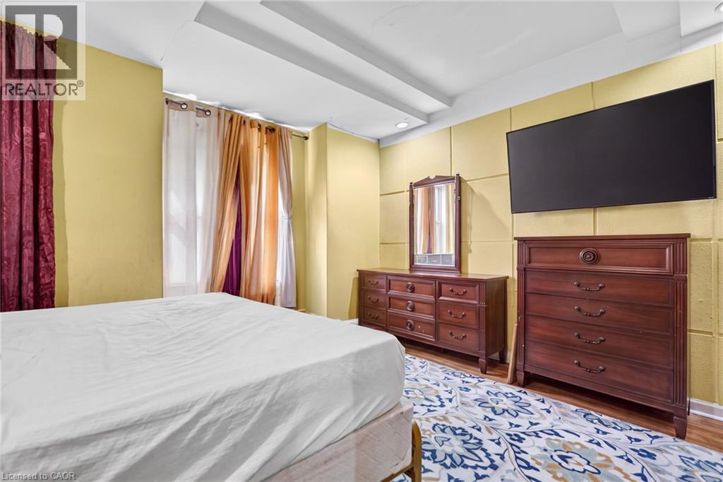 199 N Locke Street N, Hamilton, Ontario  L8R 3B1 - Photo 34 - 40866533