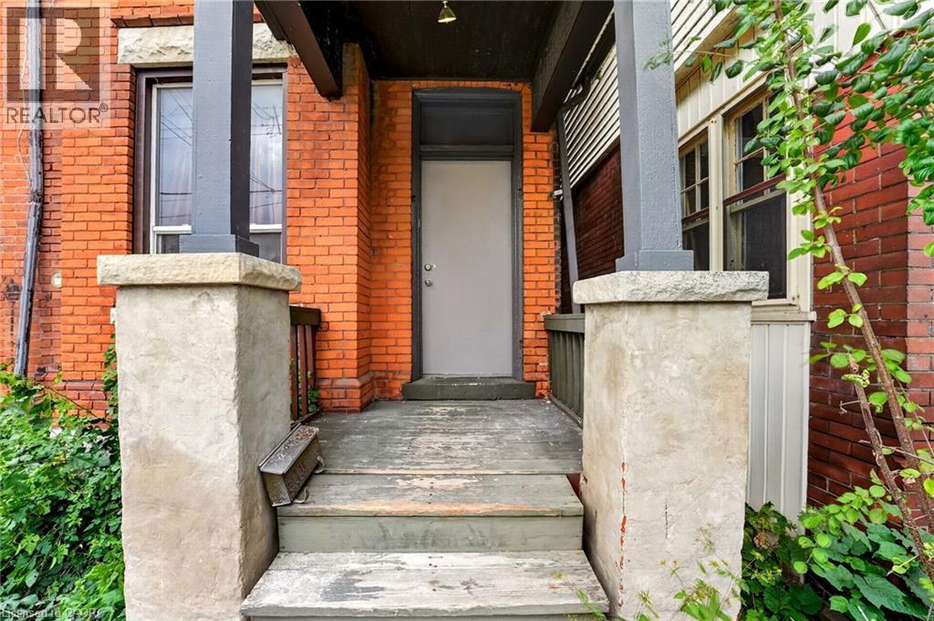 199 N Locke Street N, Hamilton, Ontario  L8R 3B1 - Photo 4 - 40866533