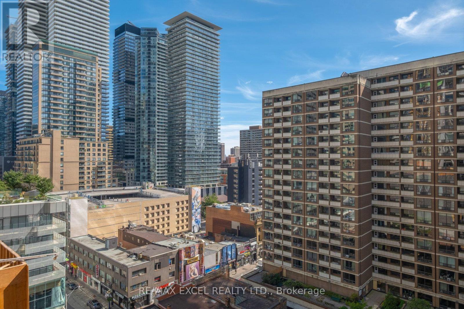 1205 - 35 Balmuto Street, Toronto, Ontario  M4Y 0A3 - Photo 1 - C13830118