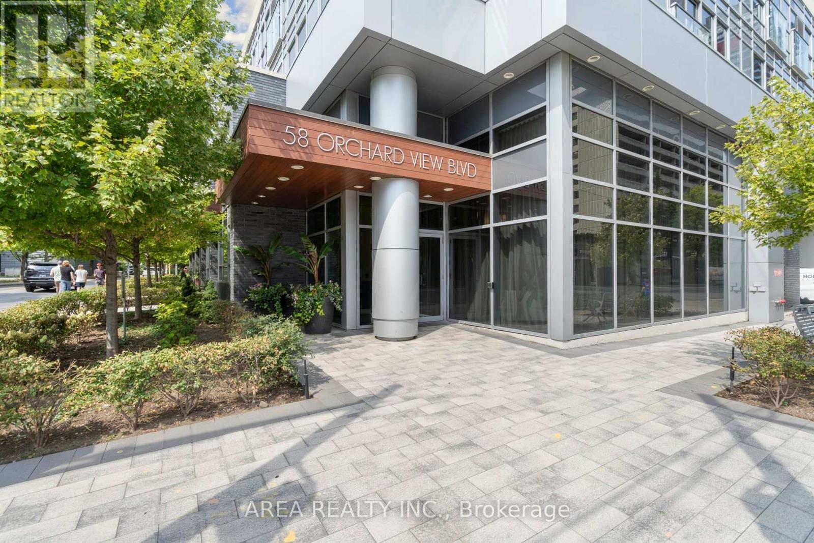 1910 - 58 Orchard View Boulevard, Toronto, Ontario  M4R 1B9 - Photo 2 - C13830182